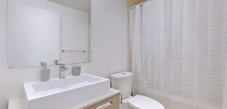 2A Church St. Luxurious Furnished 3 Bed & 2 Bath Unit