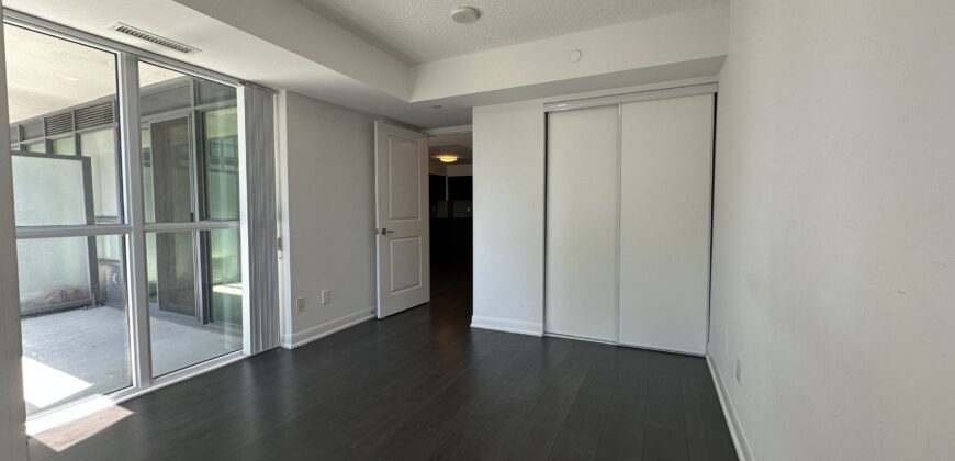 1+Den Suite at 5168 Yonge St Near North York Centre