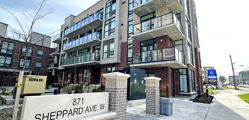 Studio Townhouse at 871 Sheppard Ave W Condo Near Sheppard W